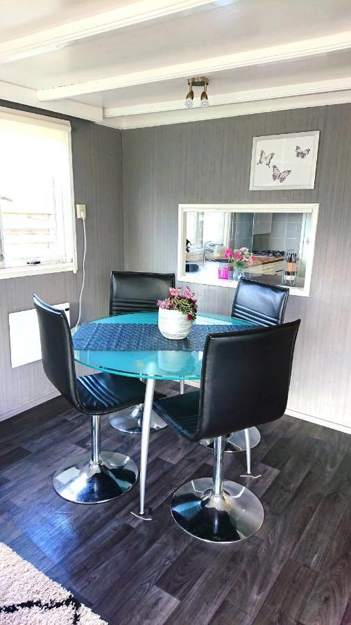 *Butterfly* Heerlijke Chalet Met Omheinde Tuin In Bosrijke Omgeving. Villa Anloo ภายนอก รูปภาพ